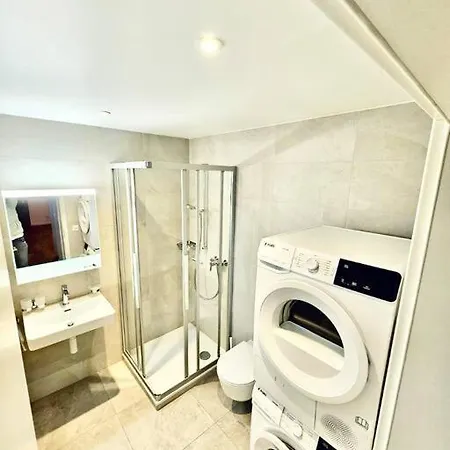 Walking Steps From Lake Geneva With Patio * Lutry